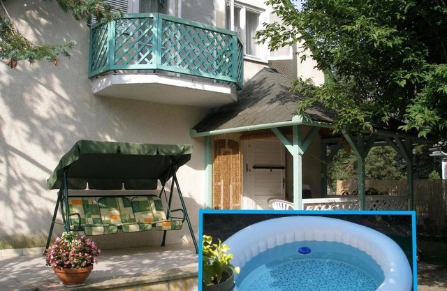 Holiday House/Ferienhaus ANNAMARIA 80m from beach