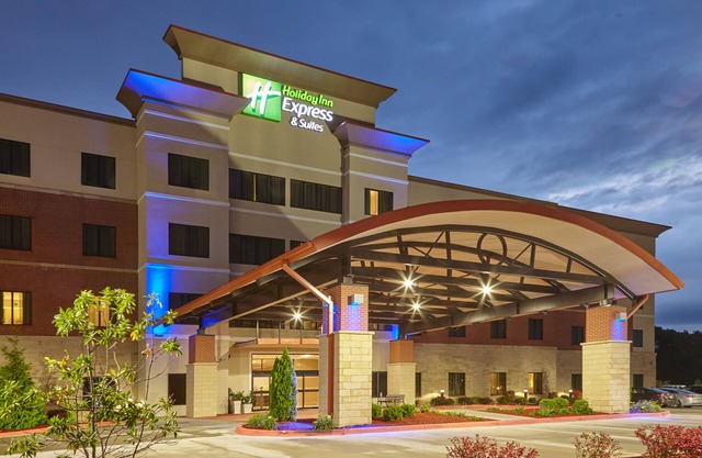 Holiday Inn Express Hotel & Suites Columbia Univ Area-Hwy 63 by IHG