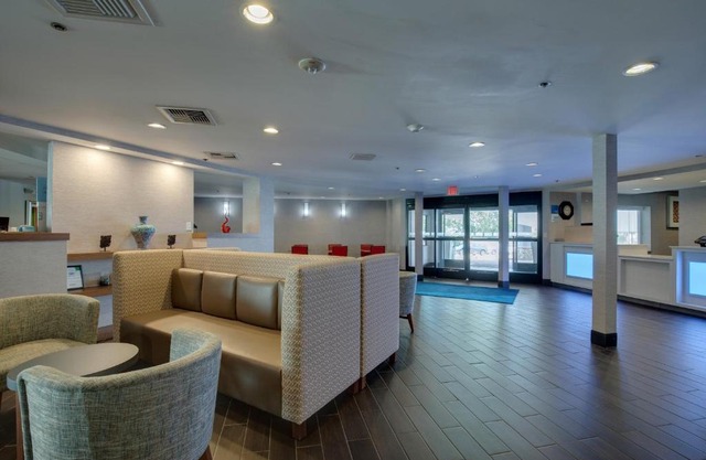 Holiday Inn Express Nashville W-I40 by IHG