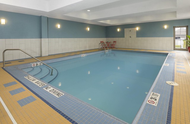 Holiday Inn Express & Suites North Bay by IHG