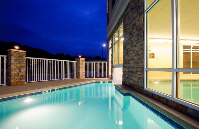 Holiday Inn Express & Suites Asheville Downtown by IHG
