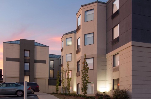 Holiday Inn Express & Suites Nashville-I-40 & I-24(Spence Lane) by IHG