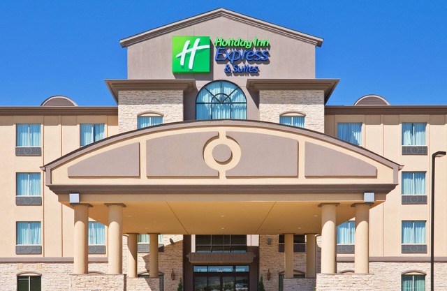 Holiday Inn Express & Suites Dallas East - Fair Park by IHG