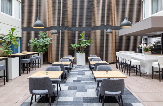 Holiday Inn Express The Hague - Parliament by IHG