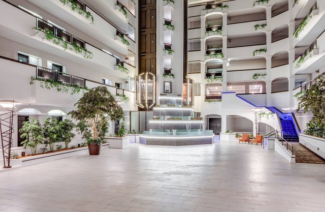 Holiday Inn Hotel & Suites Springfield - I-44 by IHG