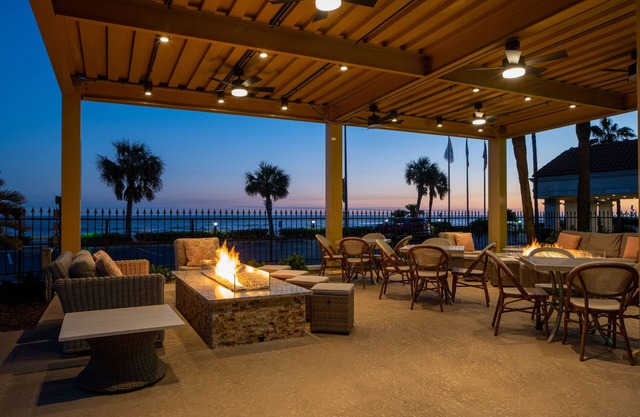 Holiday Inn Resort: Galveston-On The Beach by IHG