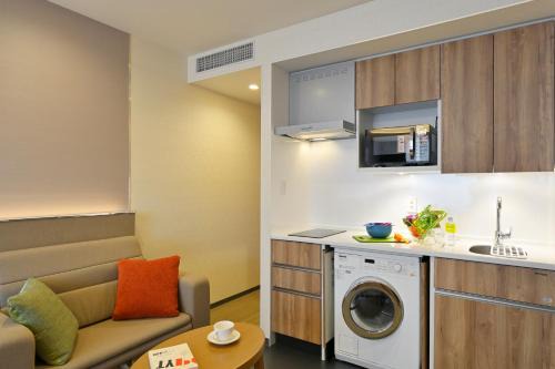 Holiday Inn & Suites Shin Osaka by IHG