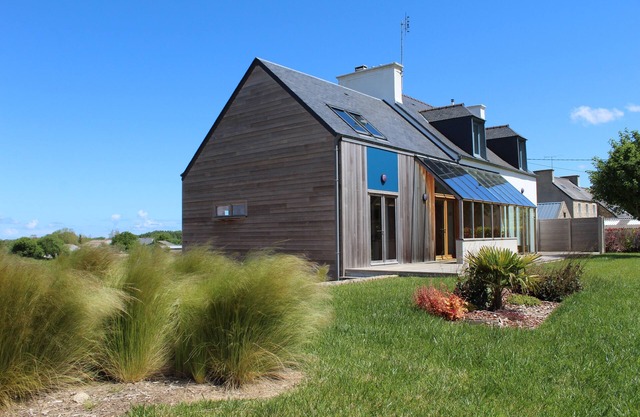 Holiday mansion near the sea in a quite area with feelds around 800m to the sea