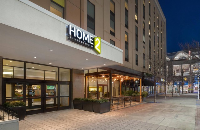 Home2 Suites by Hilton Philadelphia - Convention Center, PA