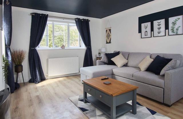Homebird Property - Wilfrid House