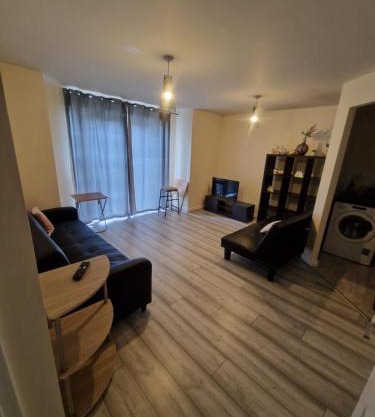 Homely 2 bedrooms Flat