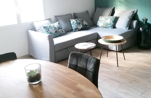 Homerez - Beautiful house for 2 ppl. with sauna and terrace at Les Forges
