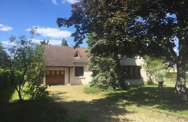 Homerez - Detached House with Garden in Vierzon