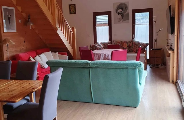 Homerez - Spacious Apartment in Séez 130 m²