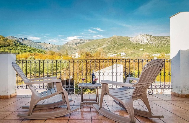 Homerez - Villa for 10 ppl. with swimming-pool and terrace at Priego de Cordoba