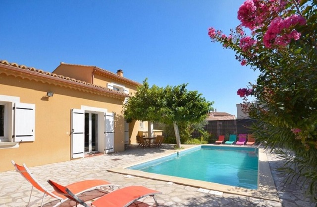 Homerez - Villa for 6 ppl. with swimming-pool and garden at Saint-Didier