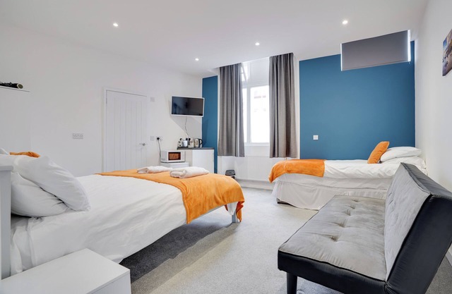 Homesly Guest Rooms - Self Checkin