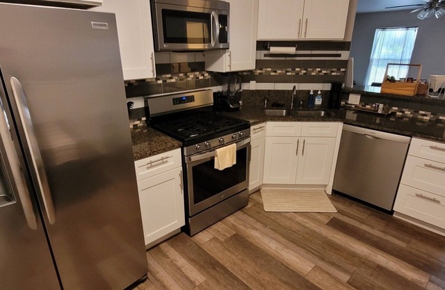 Homestead | 1BD apt