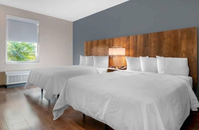 Homey Suite w/Kitchen, Ideal for Long-Term or Business Travelers