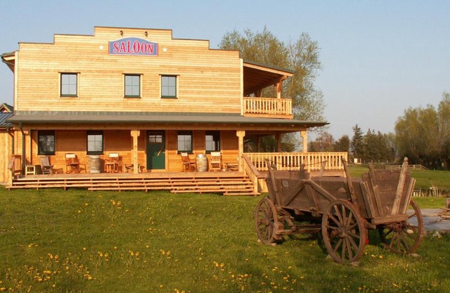 Horse Lake Ranch