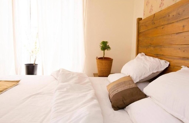 Horzay stays - Double Room with Mountain View - 5