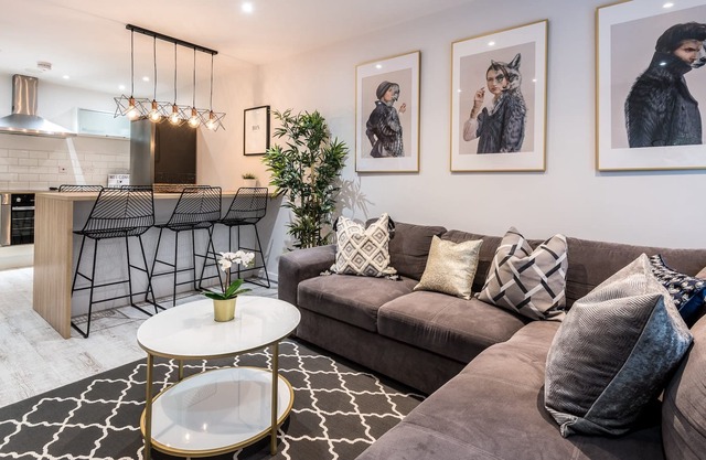 Host Apartments | Baltic Balcony Apt