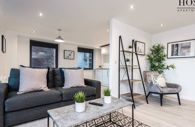 Host Apartments | Shaw's Place II