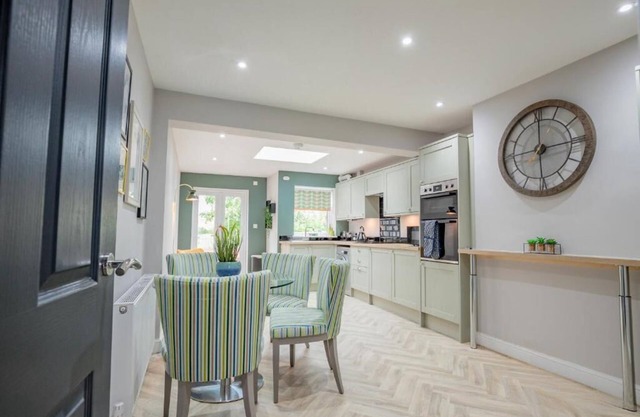 Host & Stay | Lower Chestnut House