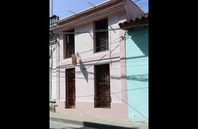 Hostal Cuba 208 SANTA CLARA