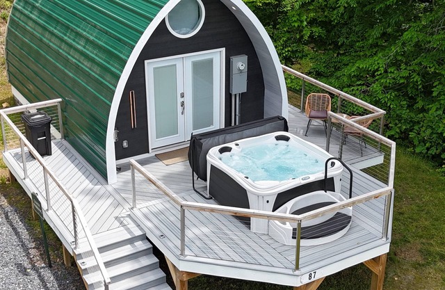 Hot Tub, Starry Nights, Romantic, Campfire - Blue Ridge Mountains - Green