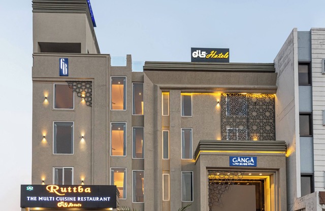 Hotel Arihant By DLS Hotels