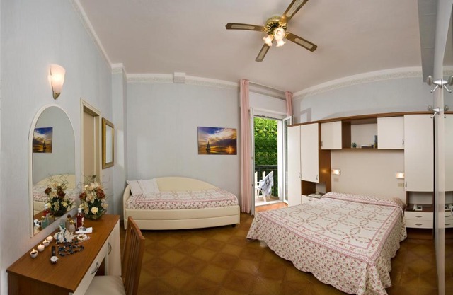 Hotel Capri