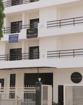 Hotel Cladis - Noida Sec 19