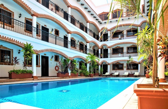 Hotel Colonial Playa del Carmen
