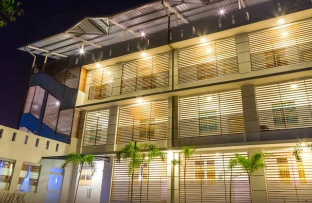 Hotel Crown Plaza Katunayake