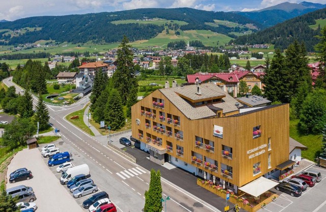 Hotel Dolomiten