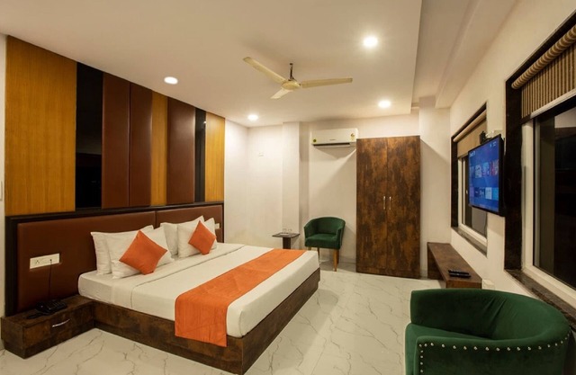 Hotel East End near Delhi Airport