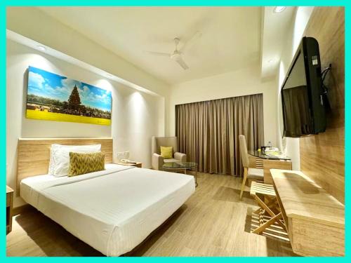 HOTEL - ELEGANCE - Luxuary And Spacious Room - Fully Air Conditioned Hotel - Restaurant - Lift & Free Wi-Fi Facilities - A Top Rated Hotel in Varanasi