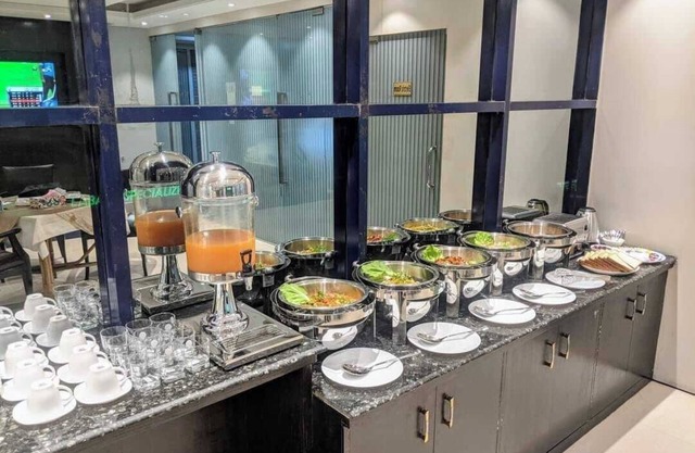 Hotel Grand Royal Dhanmondi