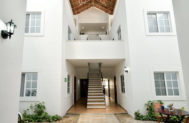 Hotel International House