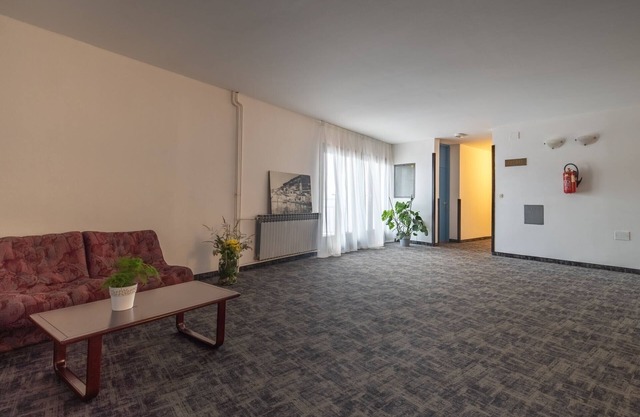 Hotel Issa - Triple Room Sea View 17