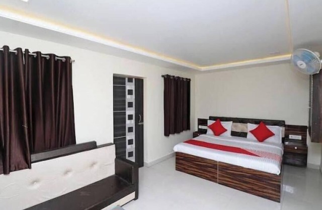 Hotel LR Regency