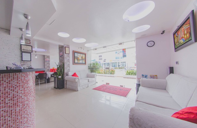 Hotel Marina Suites By Geh Suites
