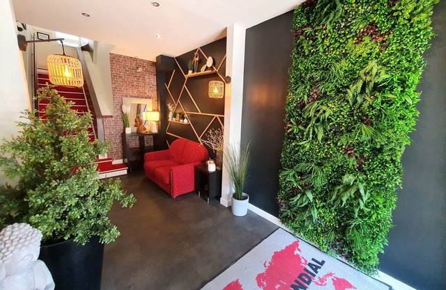 Hotel Mondial