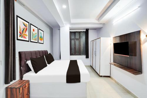 Hotel O Good Living Laxmi Nagar