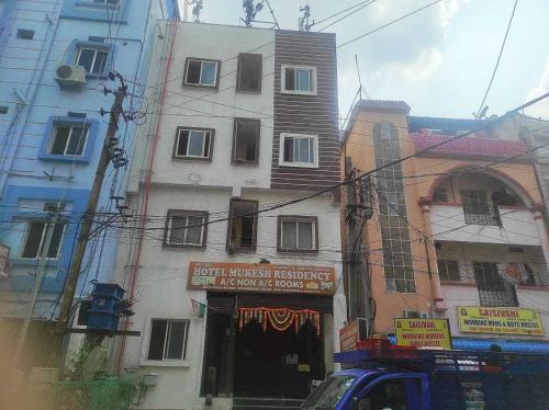 Hotel O Mukesh lodge