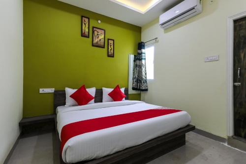 Hotel O Nabhyansh Elite Lokmanya Nagar railway station