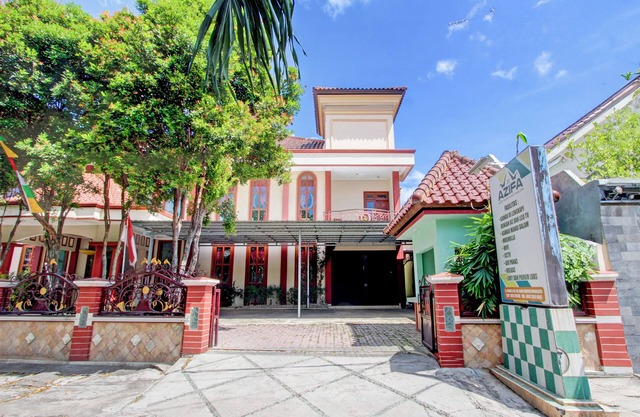 Hotel O Solo near RS JIH Solo formerly Azifa Inn