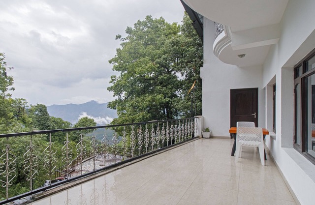 Hotel Peak View, 300 Mts From Mall Road