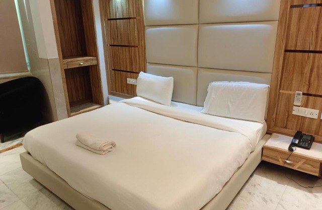 Hotel Prithvi Inn - Near IGI Airport